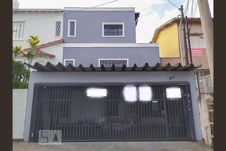 Casa à venda com 100m², 2 quartos e 2 vagasFachada