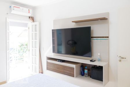 Casa à venda com 300m², 4 quartos e 3 vagasSuíte 3