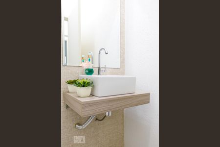 Casa à venda com 300m², 4 quartos e 3 vagasLavabo