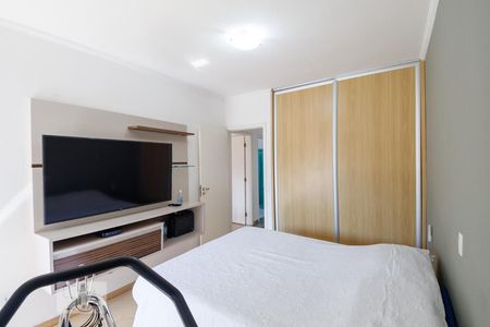 Casa à venda com 300m², 4 quartos e 3 vagasSuíte 3