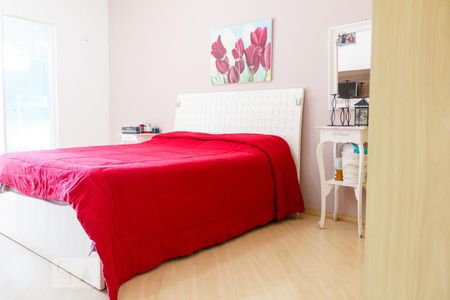 Casa à venda com 300m², 4 quartos e 3 vagasSuíte 2