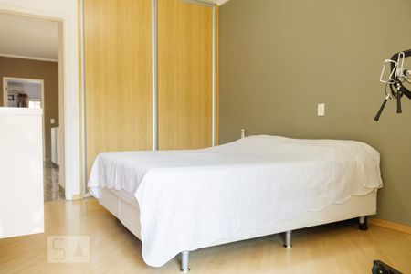 Casa à venda com 300m², 4 quartos e 3 vagasSuíte 3