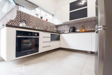 Casa à venda com 300m², 4 quartos e 3 vagasCozinha