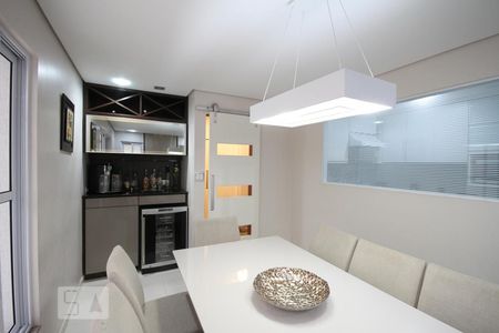 Casa à venda com 350m², 3 quartos e 4 vagasCopa