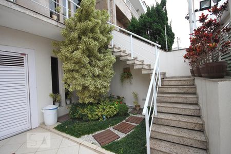 Casa à venda com 350m², 3 quartos e 4 vagasQuintal frente