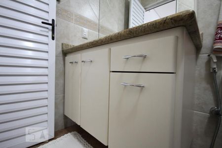 Casa à venda com 350m², 3 quartos e 4 vagasSuíte fundos