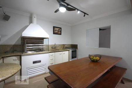 Casa à venda com 350m², 3 quartos e 4 vagasChurrasqueira