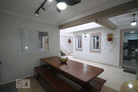 Casa à venda com 350m², 3 quartos e 4 vagasChurrasqueira