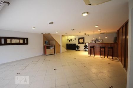 Casa à venda com 350m², 3 quartos e 4 vagasGaragem