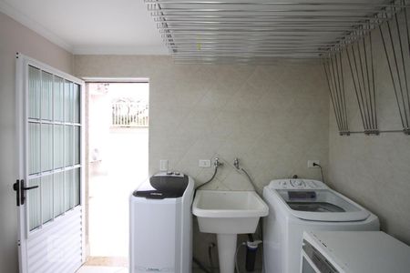 Casa à venda com 350m², 3 quartos e 4 vagasÁrea de Serviço