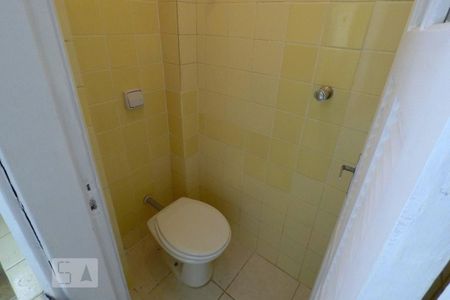 Apartamento para alugar com 85m², 2 quartos e sem vagaBanheiro de Serviço