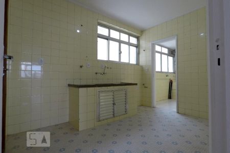 Cozinha de apartamento para alugar com 2 quartos, 85m² em Vila Deodoro, São Paulo