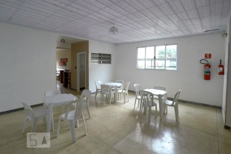 Apartamento para alugar com 85m², 2 quartos e sem vagaÁrea comum - Salão de festas