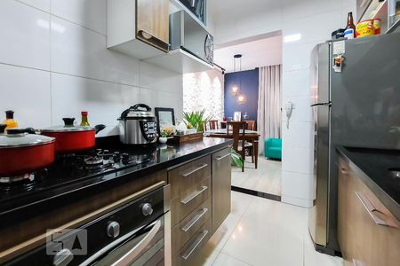 Apartamento à venda com 75m², 2 quartos e 1 vagaCozinha