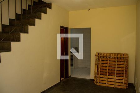 Sala de casa de condomínio para alugar com 3 quartos, 80m² em Todos Os Santos, Rio de Janeiro