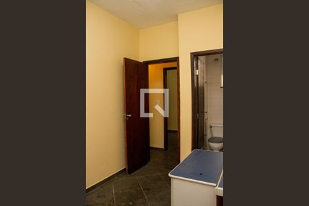 Casa de condomínio para alugar com 80m², 3 quartos e 1 vagaSuíte 