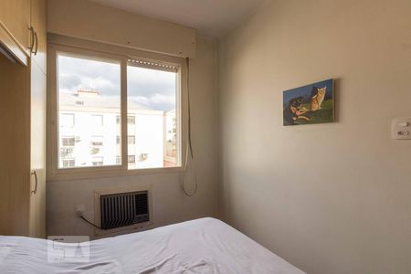 Quarto de apartamento para alugar com 1 quarto, 48m² em Rubem Berta, Porto Alegre