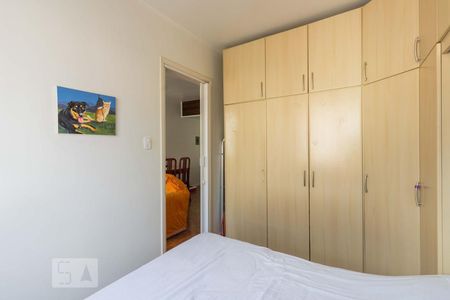 Quarto de apartamento para alugar com 1 quarto, 48m² em Rubem Berta, Porto Alegre