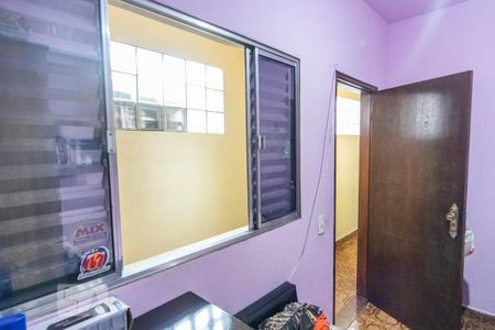 Casa à venda com 200m², 4 quartos e 1 vaga Casa à venda com 200m², 4 quartos e 1 vagaQuarto 2