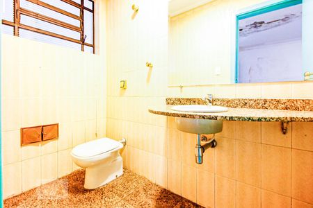 Lavabo de casa à venda com 3 quartos, 228m² em Brooklin Paulista, São Paulo
