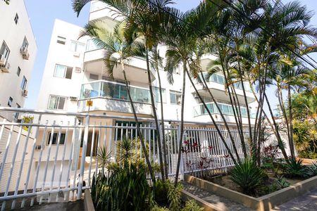 Apartamento à venda com 300m², 3 quartos e 3 vagasFachada