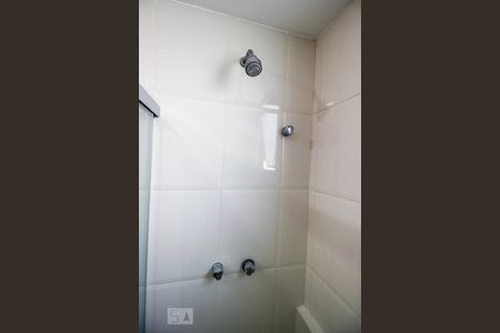 Apartamento à venda com 300m², 3 quartos e 3 vagasChuveiro - Banheiro da Suíte 3