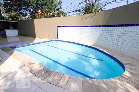 Apartamento à venda com 300m², 3 quartos e 3 vagasÁrea comum - Piscina