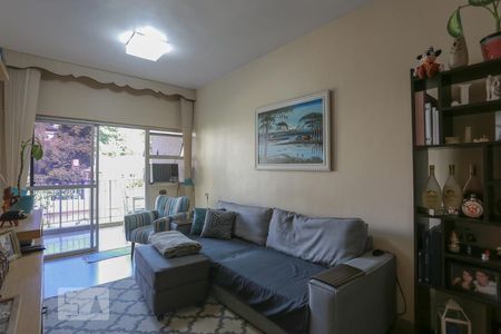 Apartamento à venda com 65m², 2 quartos e 1 vagaSala