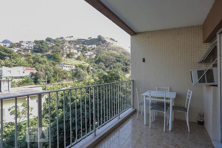 Apartamento à venda com 65m², 2 quartos e 1 vagaVaranda da Sala