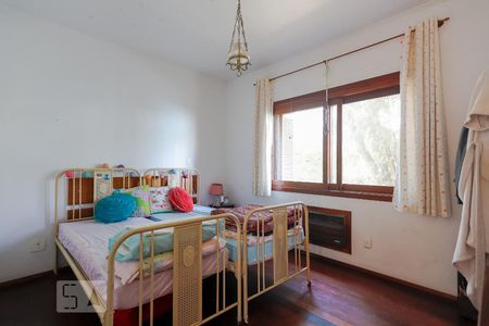 Apartamento à venda com 202m², 3 quartos e 2 vagas Apartamento à venda com 202m², 3 quartos e 2 vagasSuíte