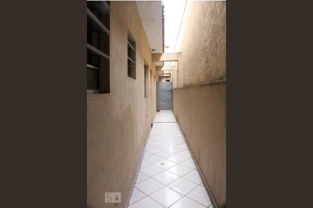 Casa para alugar com 40m², 1 quarto e sem vagaCorredor externo