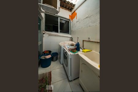 Lavanderia - Casa 1 de casa à venda com 4 quartos, 118m² em Jardim Carvalho, Porto Alegre