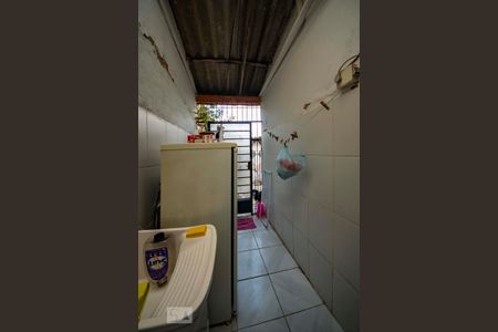 Lavanderia - Casa 1 de casa à venda com 4 quartos, 118m² em Jardim Carvalho, Porto Alegre