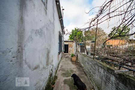 Casa à venda com 118m², 4 quartos e 4 vagas Casa à venda com 118m², 4 quartos e 4 vagasPátio Fundos