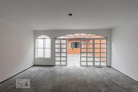 Casa à venda com 262m², 4 quartos e 2 vagasÁrea Coberta