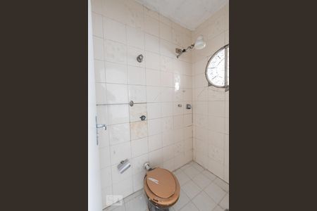 Casa à venda com 262m², 4 quartos e 2 vagasBanheiro de Serviço