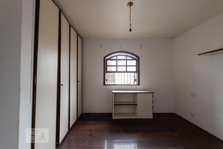 Casa à venda com 262m², 4 quartos e 2 vagasSuite Americana