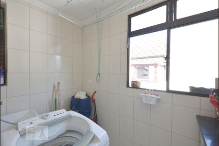 Apartamento à venda com 65m², 2 quartos e 1 vaga Apartamento à venda com 65m², 2 quartos e 1 vagaArea de Serviço