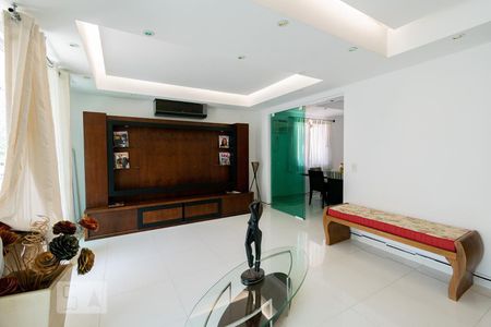 Sala de apartamento à venda com 4 quartos, 246m² em Freguesia (jacarepaguá), Rio de Janeiro