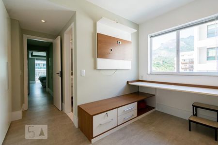 Apartamento à venda com 246m², 4 quartos e 3 vagasSuíte 1