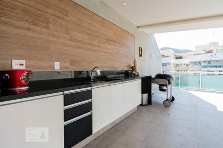 Apartamento à venda com 246m², 4 quartos e 3 vagasTerraço