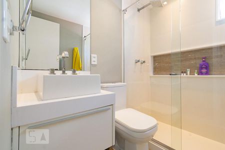 Apartamento à venda com 246m², 4 quartos e 3 vagasBanheiro da Suíte 1