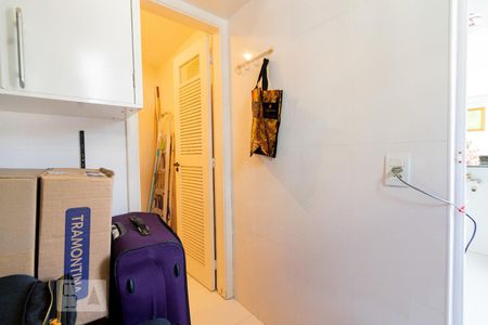 Apartamento à venda com 246m², 4 quartos e 3 vagasQuarto de Serviço