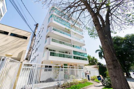 Apartamento à venda com 246m², 4 quartos e 3 vagasFachada