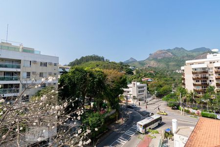 Apartamento à venda com 246m², 4 quartos e 3 vagasVaranda da Suíte 2