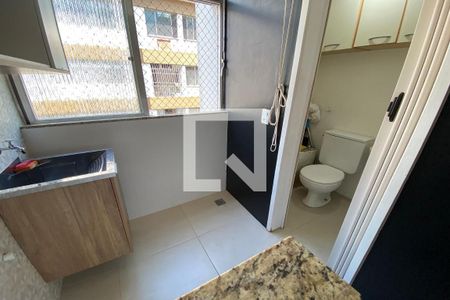 Apartamento à venda com 60m², 2 quartos e 1 vagaÁrea de Serviço