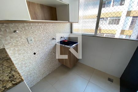 Apartamento à venda com 60m², 2 quartos e 1 vagaÁrea de Serviço