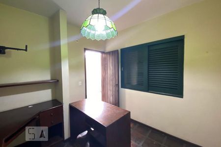 Casa para alugar com 420m², 4 quartos e 5 vagas Casa para alugar com 420m², 4 quartos e 5 vagasEscritório