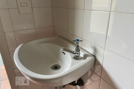 Casa para alugar com 420m², 4 quartos e 5 vagas Casa para alugar com 420m², 4 quartos e 5 vagasBanheiro - Torneira