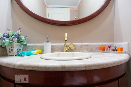 Apartamento para alugar com 230m², 4 quartos e 3 vagasLavabo